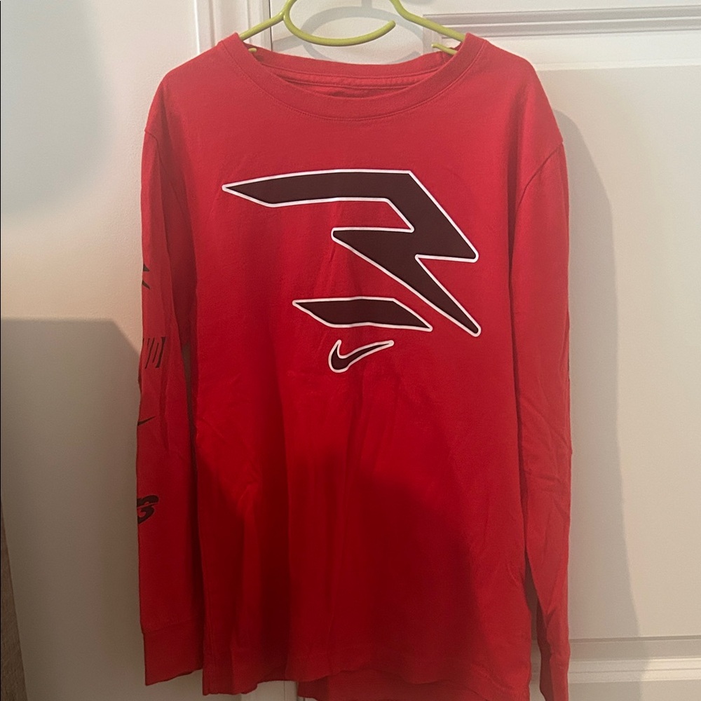 Nike Medium (8-10) Kids Red Graphic Long Sleeve Tee